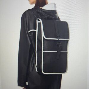 RAINS Reflective Backpack in Black  Reflective Unisex NWT